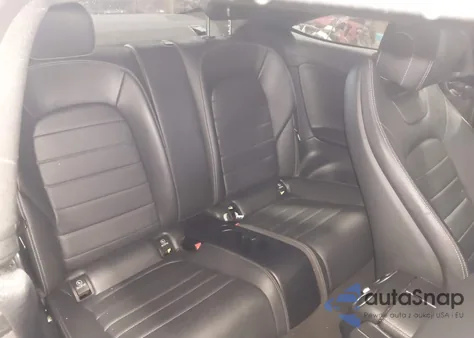 2018 Mercedes-Benz C 300 4Matic из США, поврежденный, VIN WDDWJ4KBXJF659771